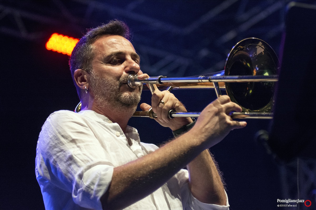 Alessandro Tedesco — trombone, elettronica/effetti