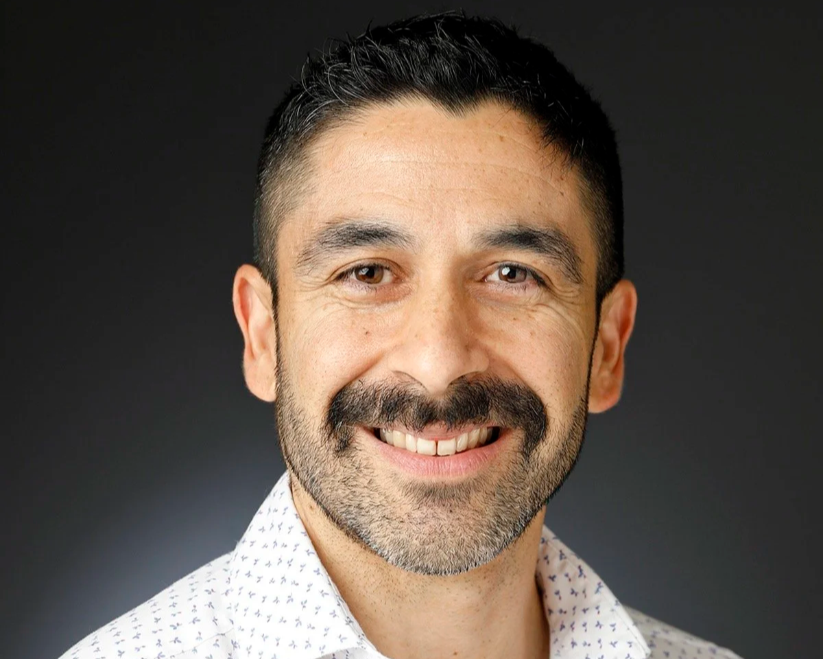 Portrait of Raul Zubia, Cardiac Nurse & Exercise Physiologist