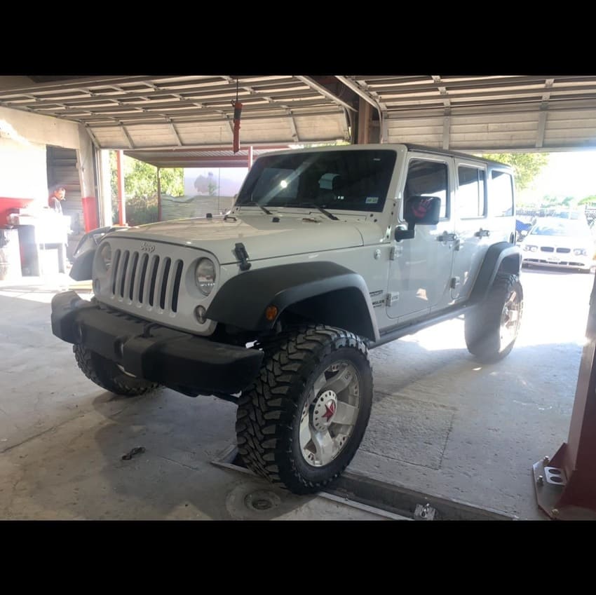 Restoration of side vehicle impact damage