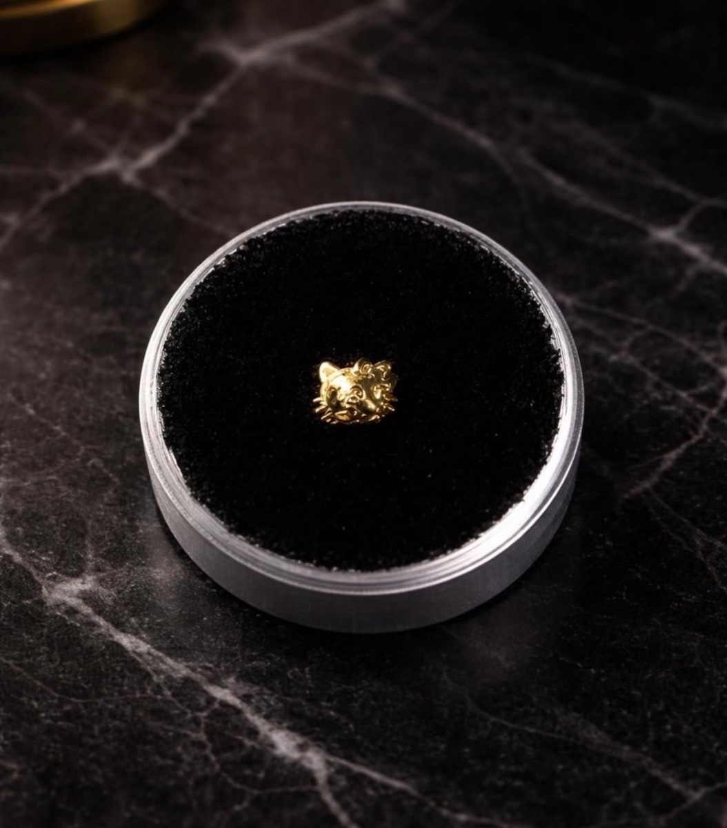18K Gold Hello Kitty
