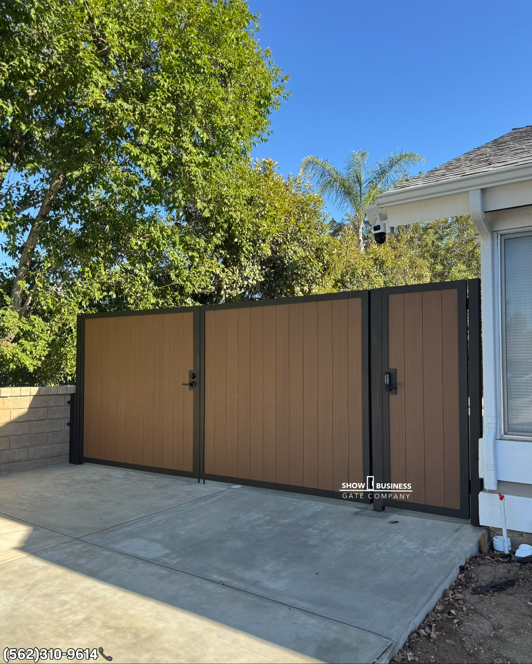 Horizontal Plank Side Gate
