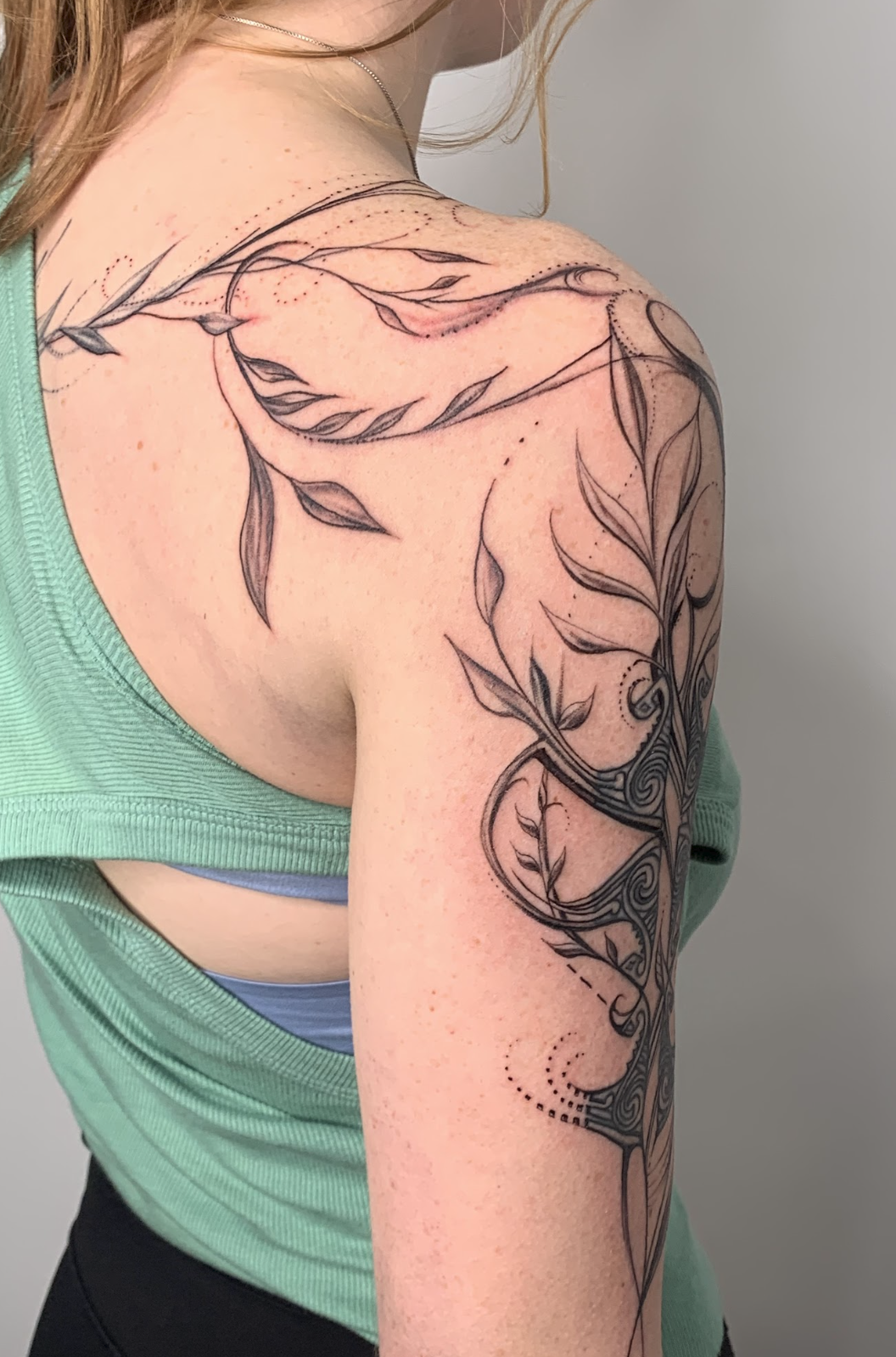 Flowing Botanical Shoulder, Back & Upper Arm Vine Tattoo by Justine Almaraz