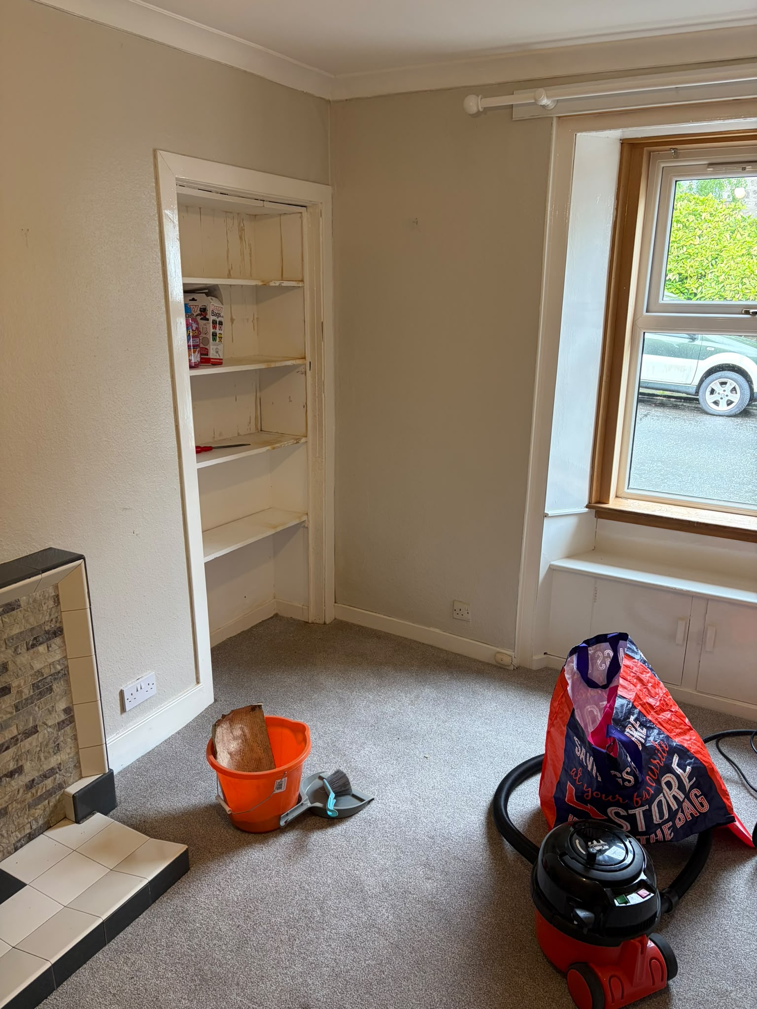 Internal room preparation and moisture damage repair