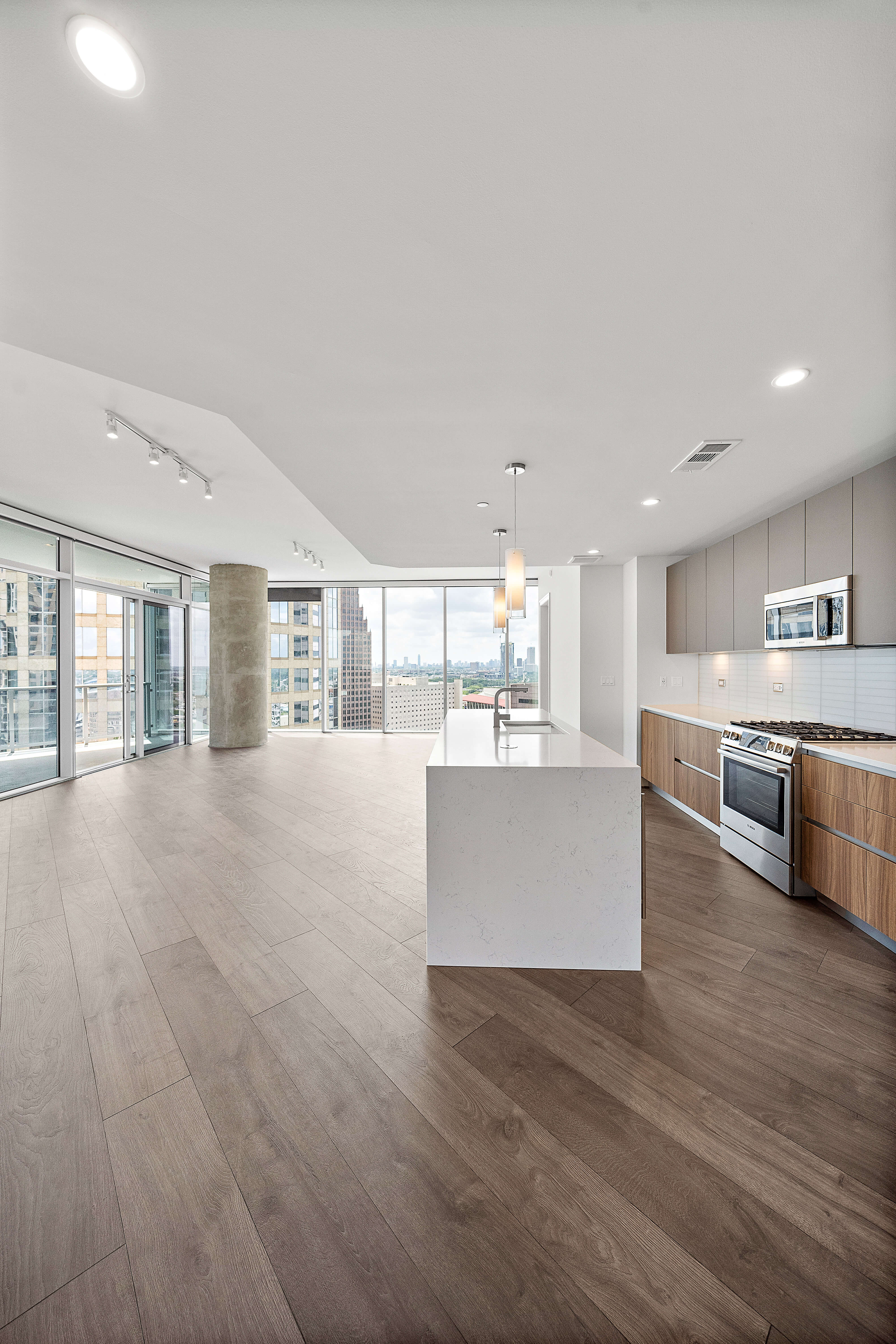 Edgewater Biscayne Tower