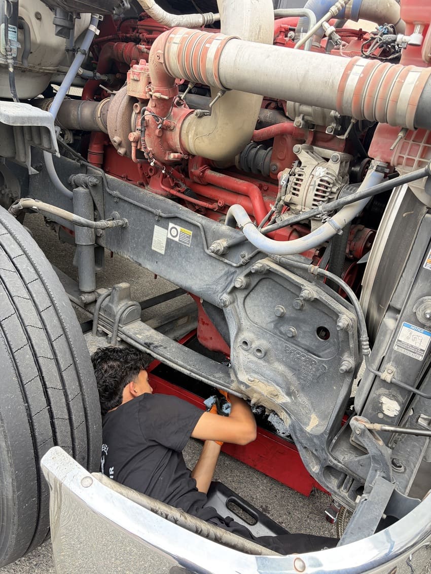 Commercial diesel truck repair work 19