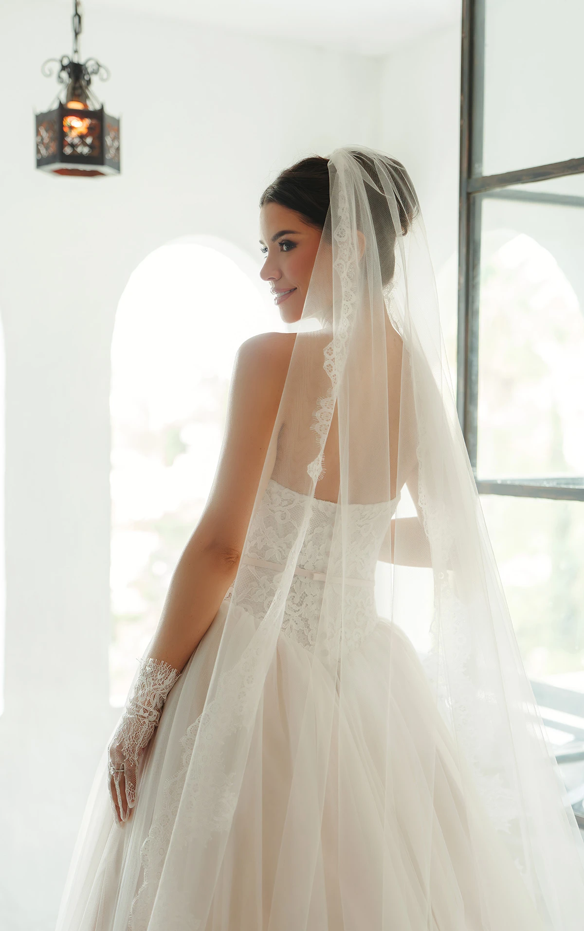 Low Illusion Lace Back & Cathedral Trim Veil