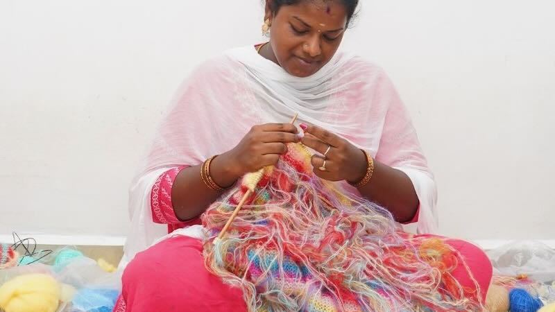 Artisan Hand-Knitting: Redefining Sustainable Luxury Fashion