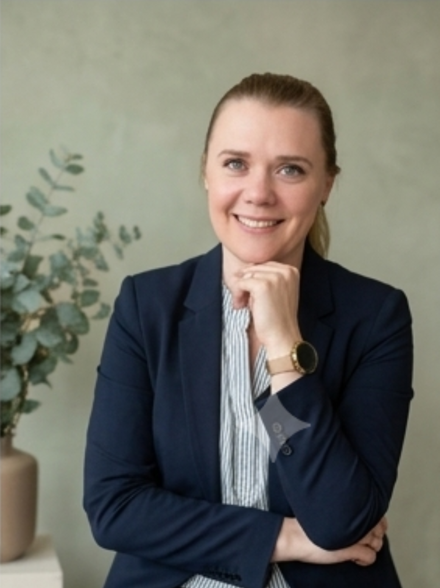 Christin Weibel - Beraterin für Zahnarztpraxen