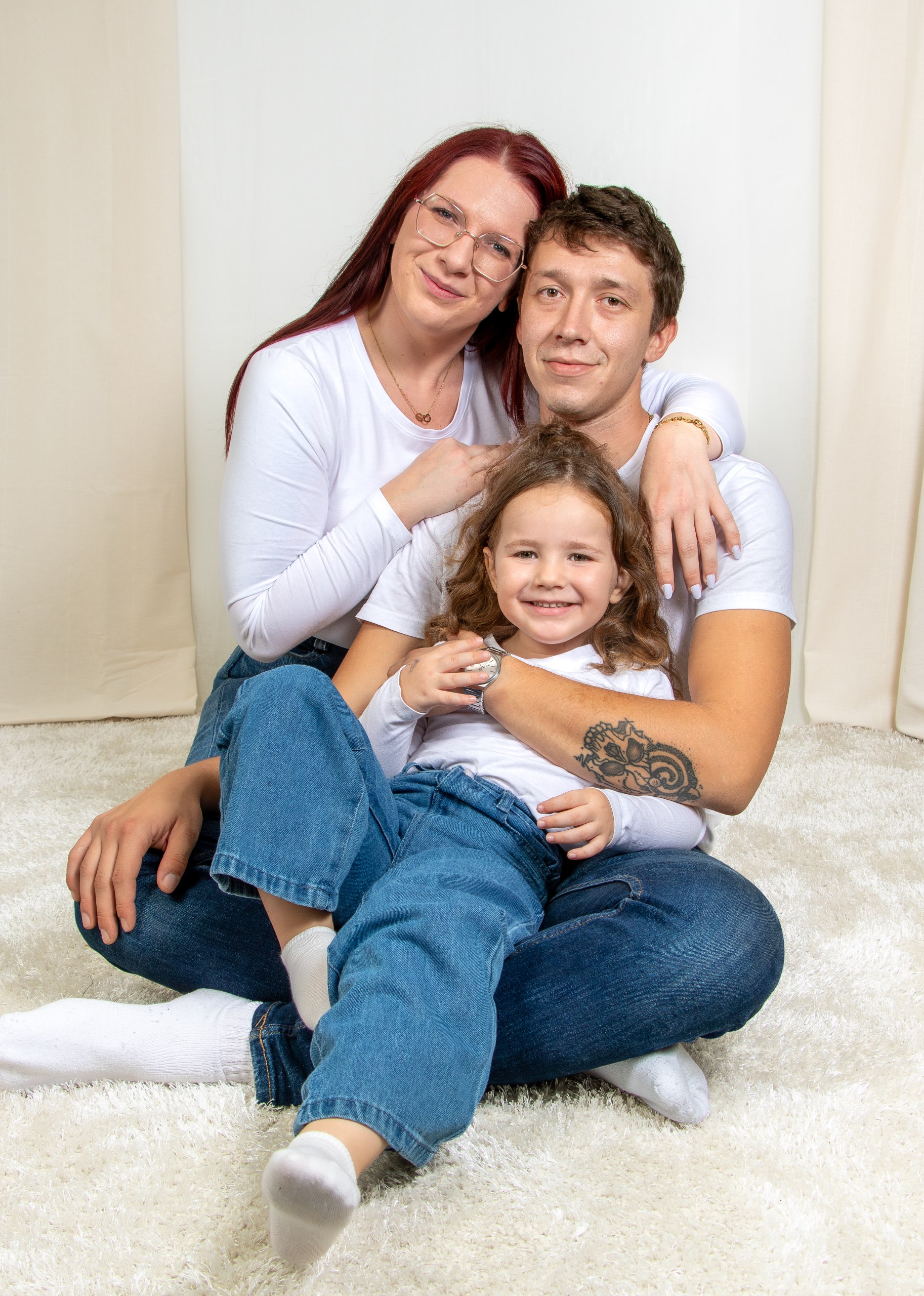 Foto Trenutek — profesionalna družinska fotografija v studiu Foto Tone