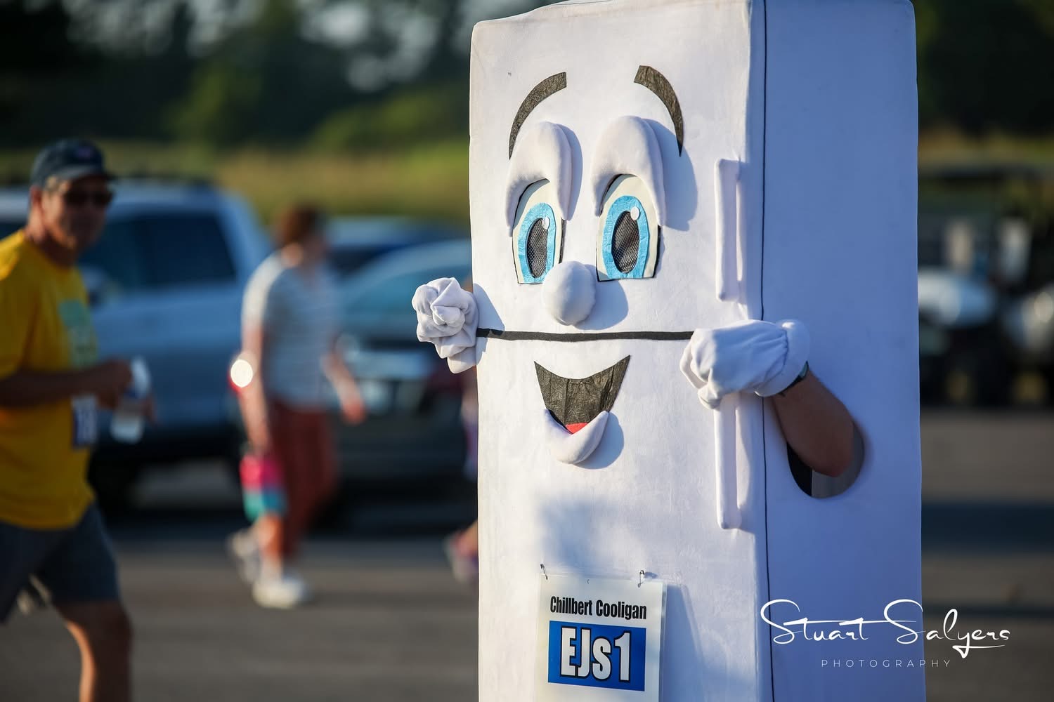 Chillbert Cooligan running a 5K with his official EJs1 bib
