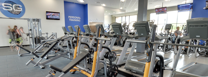 Smart Gym Peoria location equipment and Matrix training floor