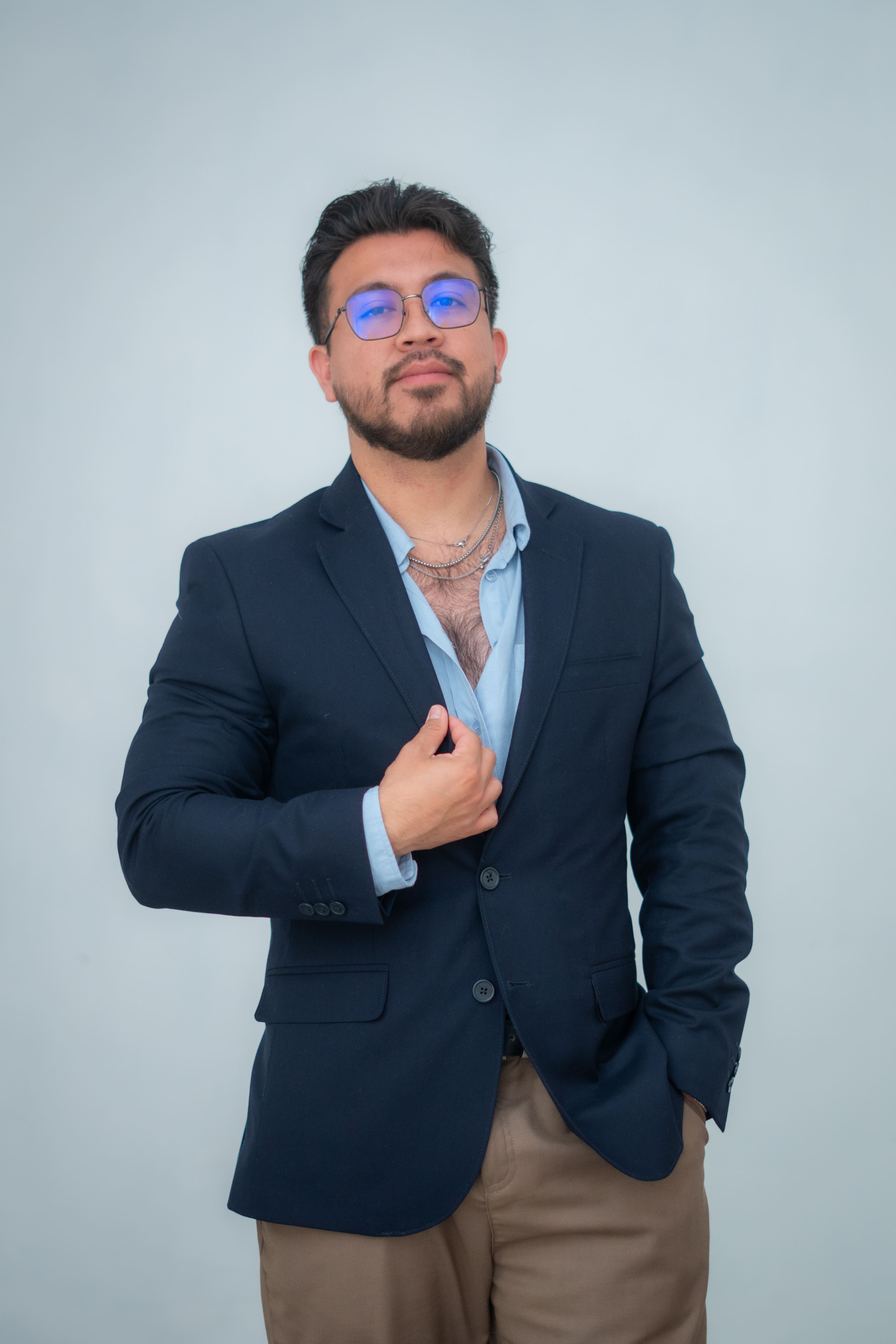 Eduardo Pérez — Presentación profesional