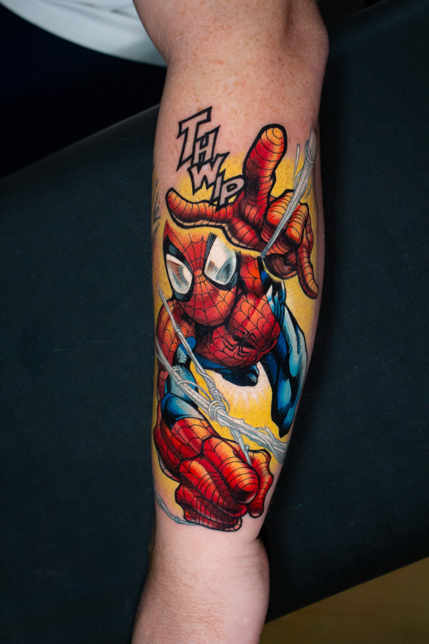 Tatuagem Homem-Aranha estilo comic por Rogério Opix