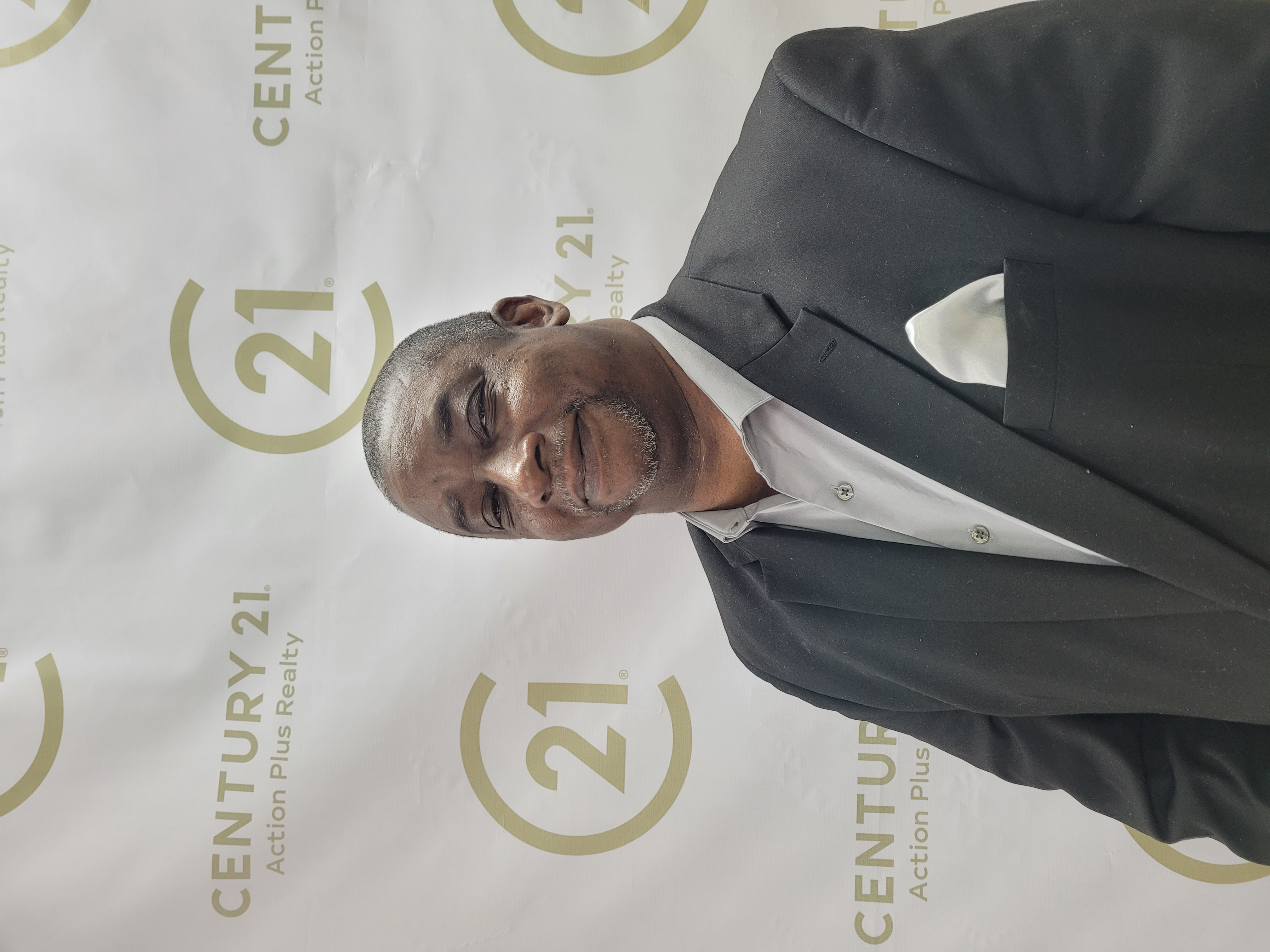 Mark Davis, REALTOR® with CENTURY 21 Action Plus Realty