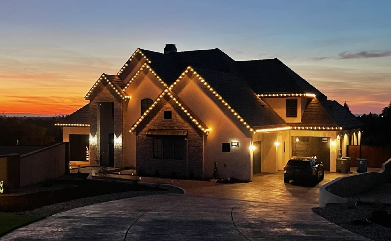 Folsom Christmas light installation