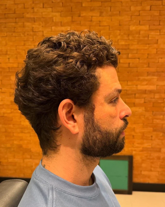 Antes e depois de projeto de visagismo masculino — Volume, Topo & Transição, antes
