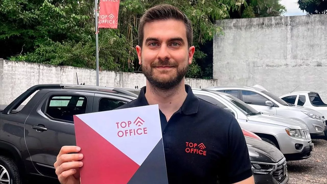 Diego Uliambre Frutos - Fundador y Director de Top Office