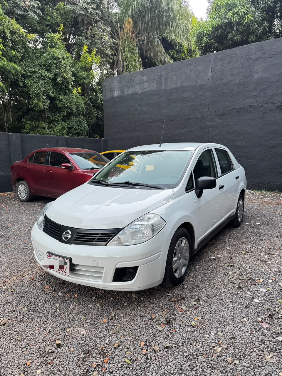 Nissan Tiida 2015