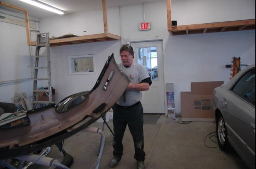 Auto repair work 3