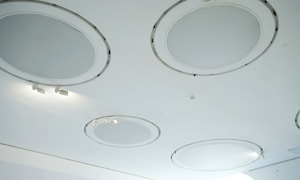 Recessed LED pot lights
