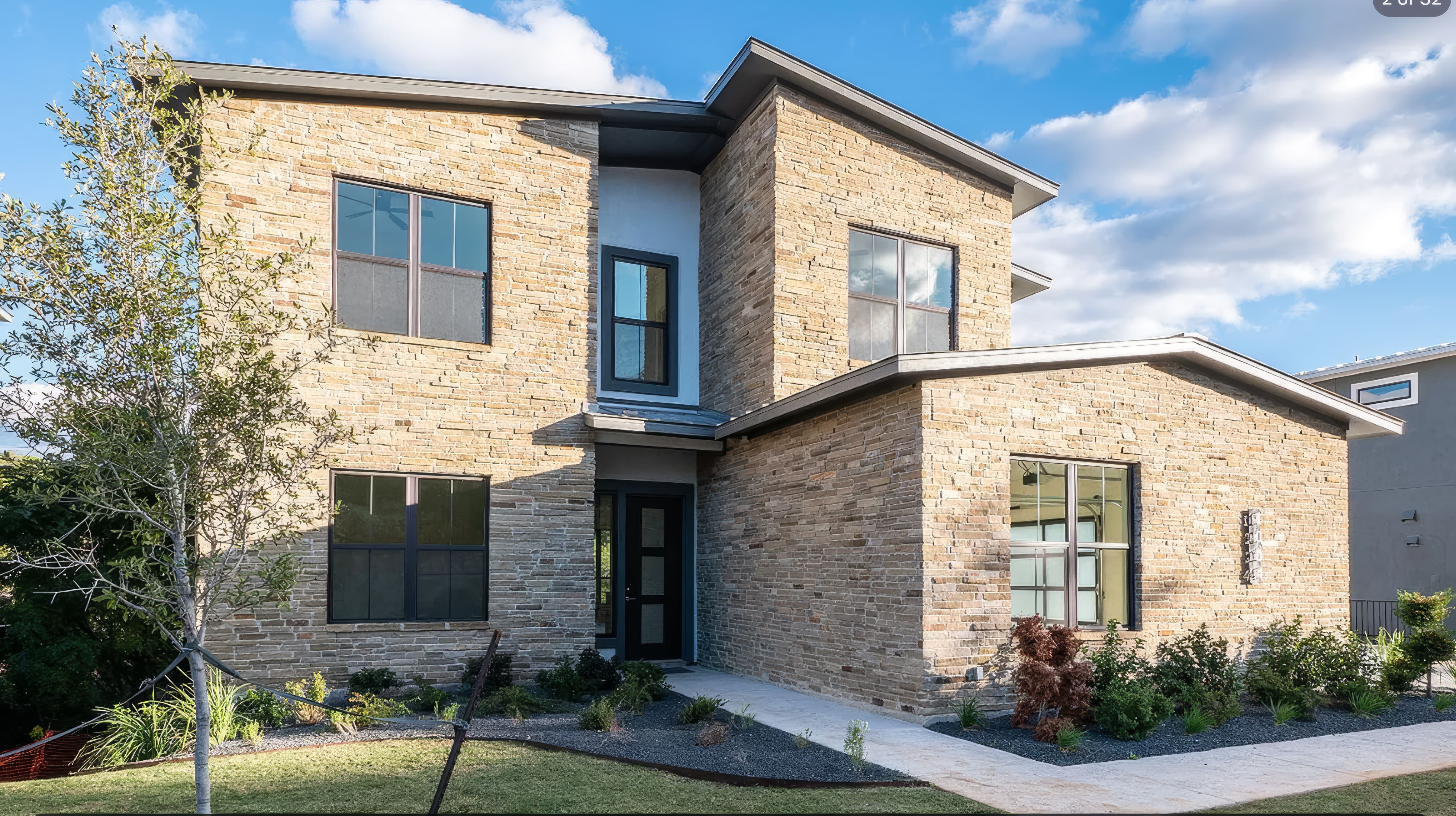 1004 Barrie Dr luxury Austin Hill Country estate exterior