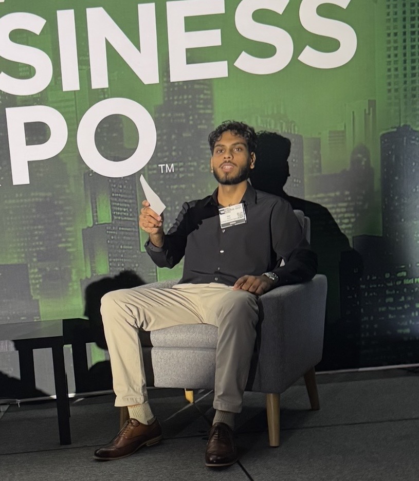 Taha Siddiq speaking at Business Expo