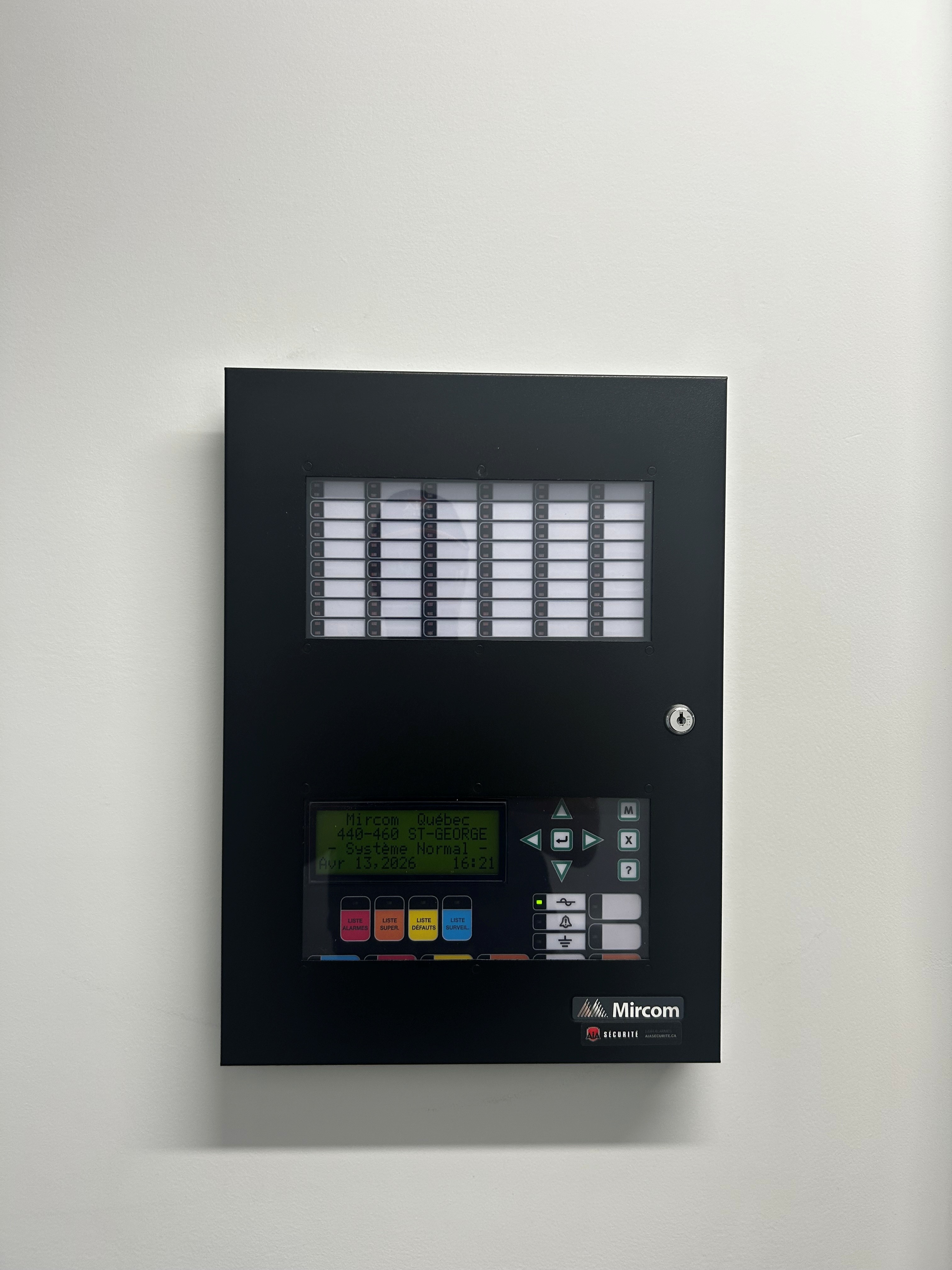 Panneau d'annonciateur incendie Mircom avec affichage LCD & LED de zones