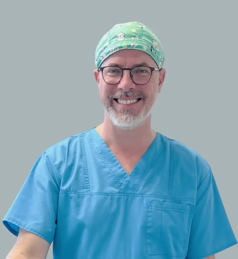 Dr. Györe Balázs Géza fogorvos a Györe Dent rendelőben Szegeden