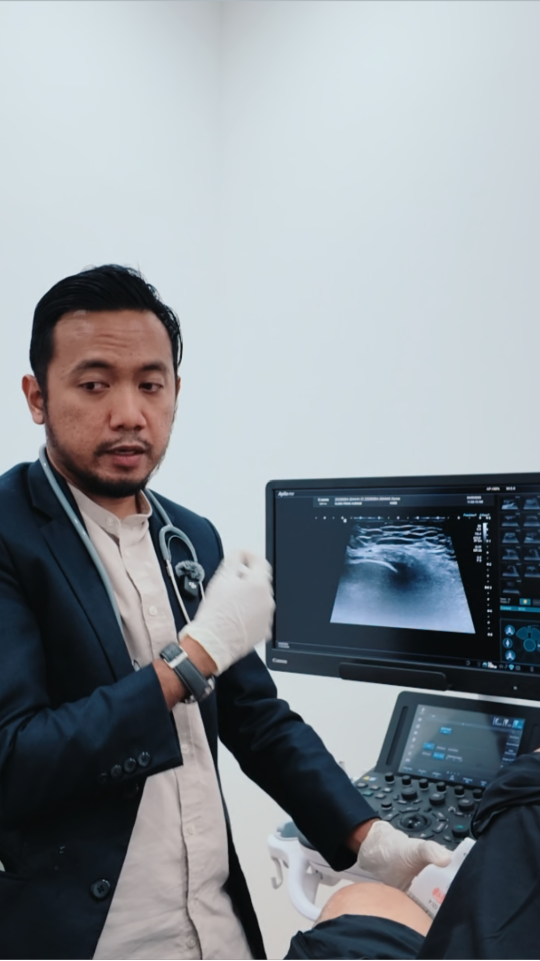 Dr Harith Shahiran — Prosedur ultrasound lutut di Klinik Prima Avenue
