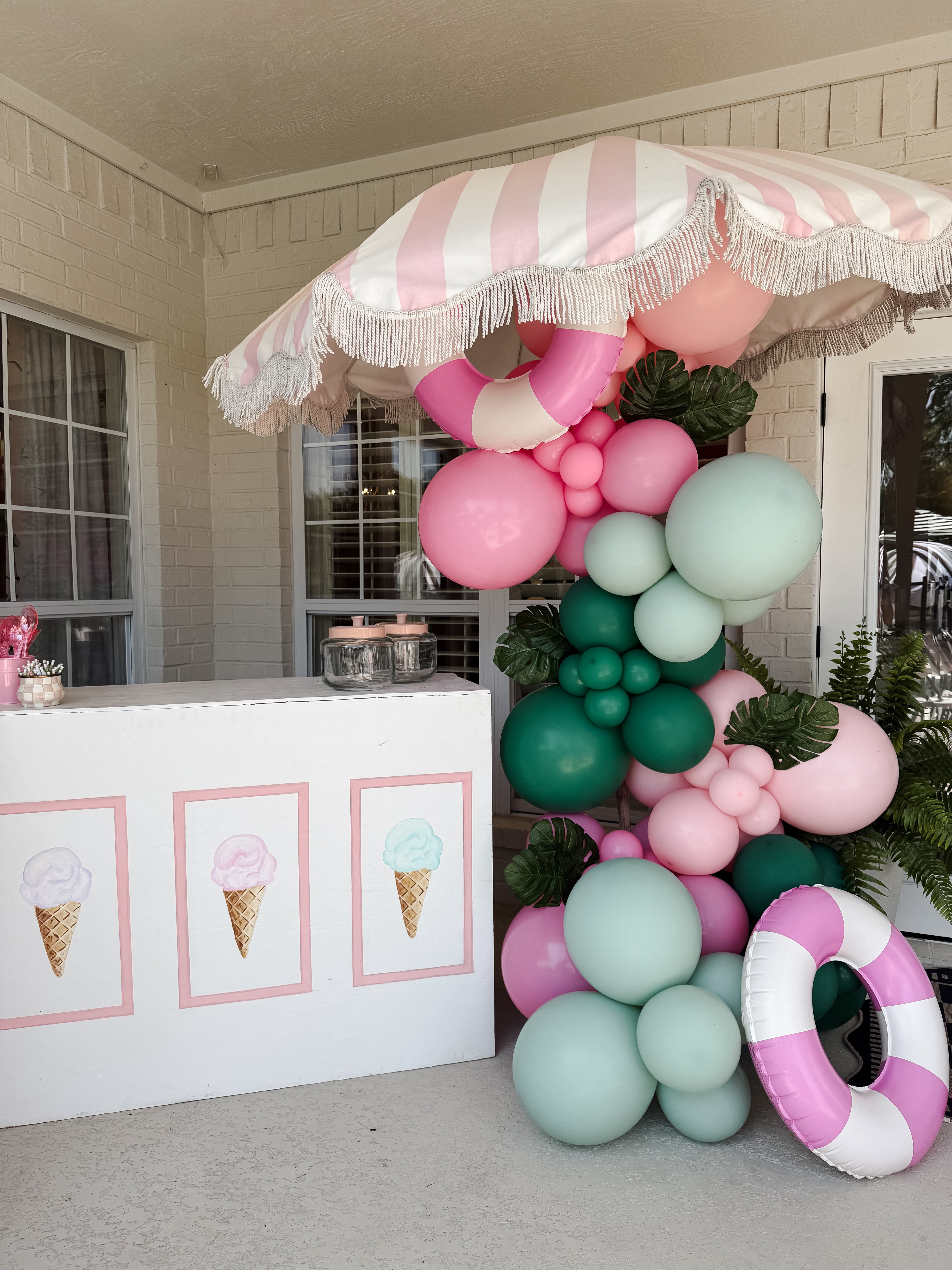Ice Cream Cart Umbrella & Poolside Garland