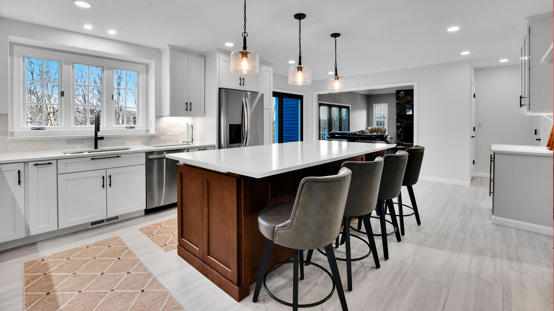 Modern luxury kitchen remodeled by Prosper Construction Corp