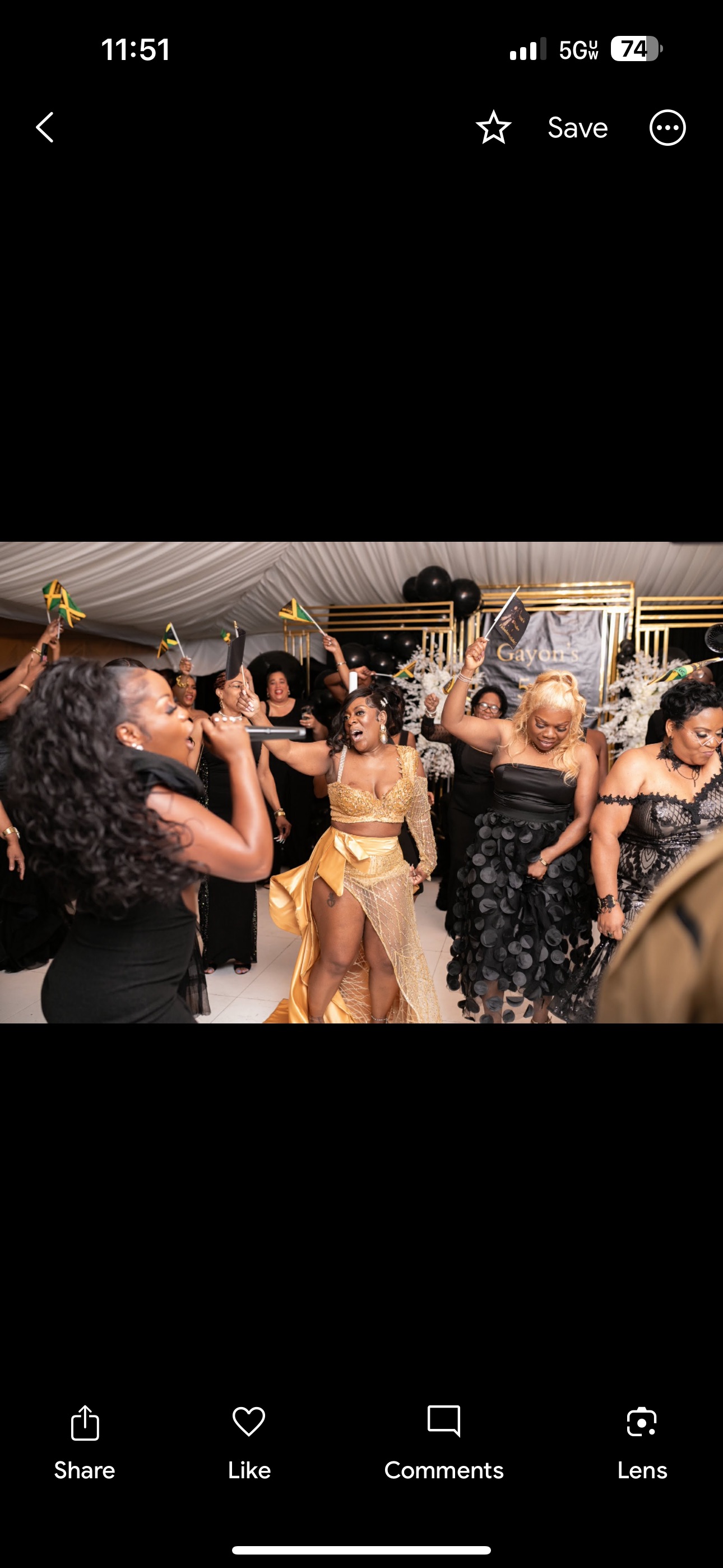 Taje live vocal performance moving the entire room