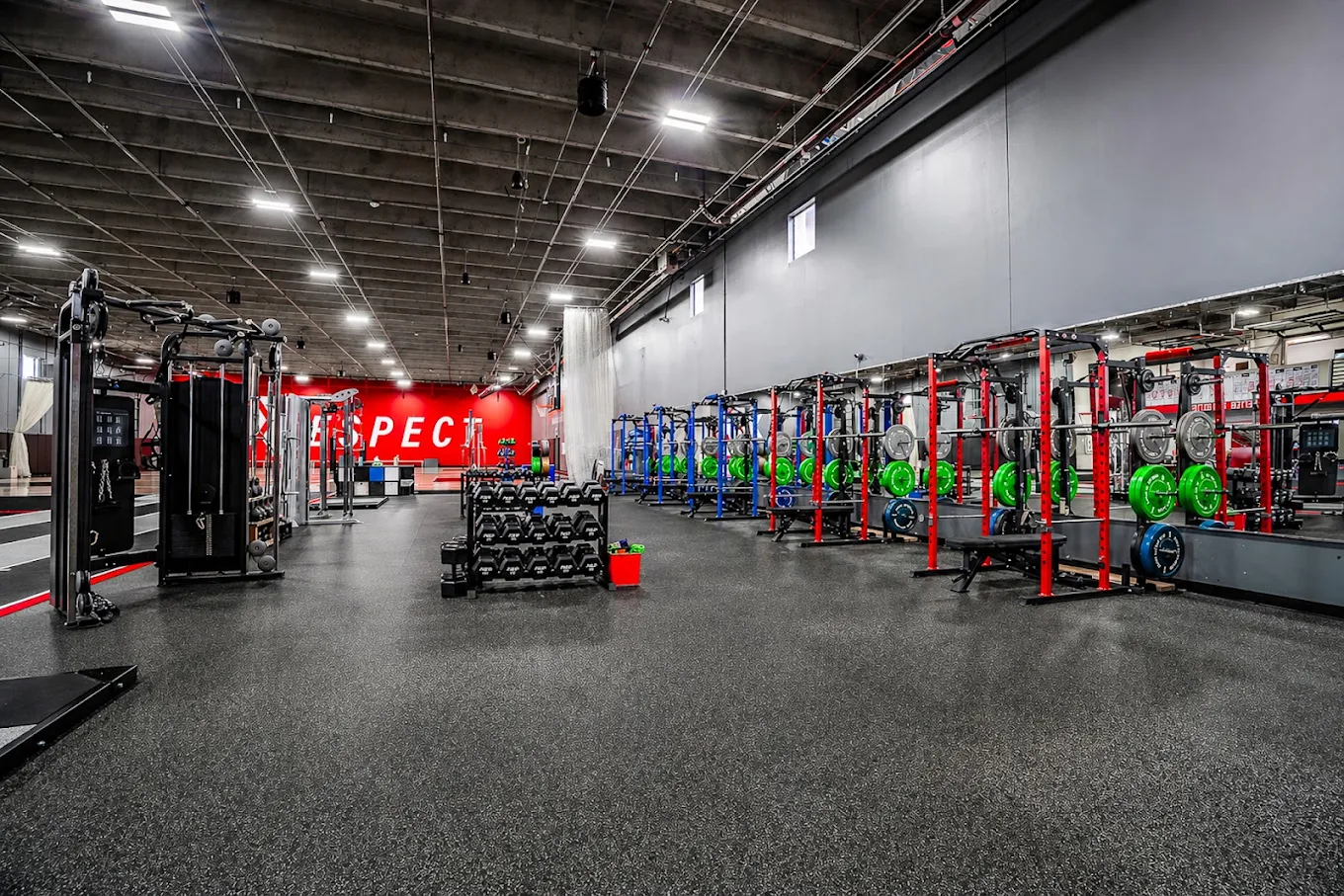 Hustle Denver Indoor Training Facility and Weights