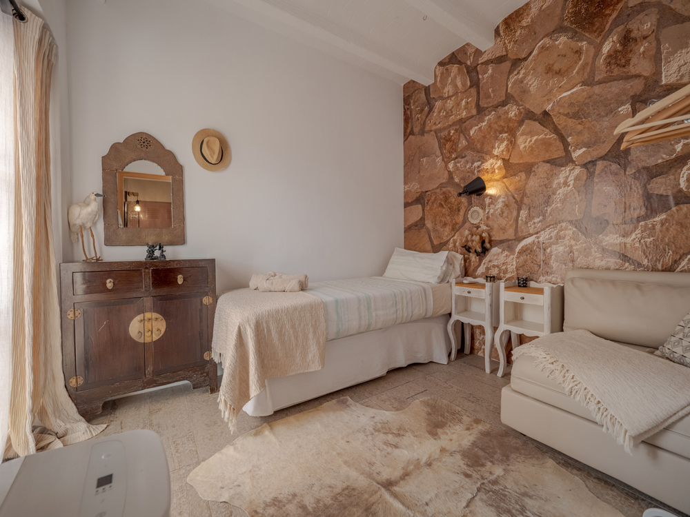 Kamer La Pequeña Room