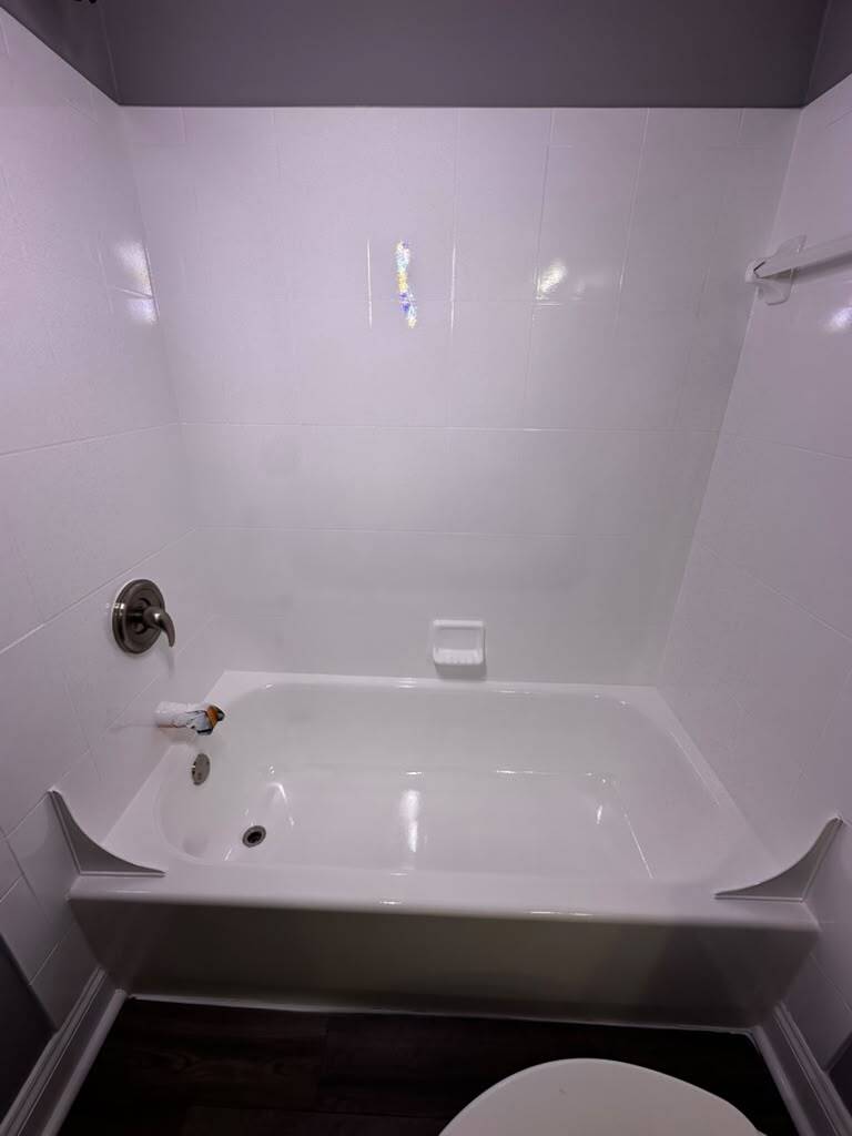 Bathtub Refinishing