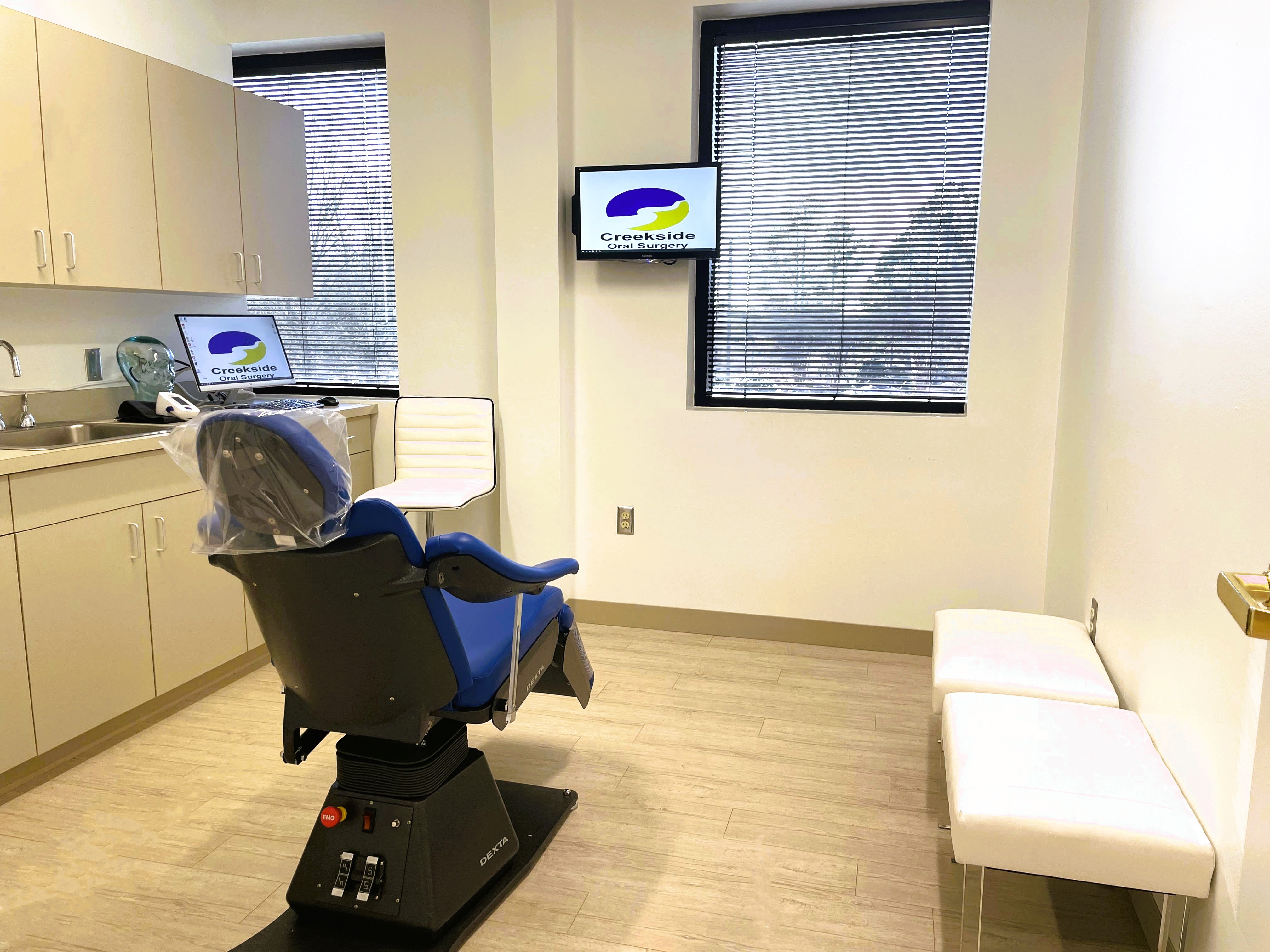 Private Consultation & Quiet Seating Nook