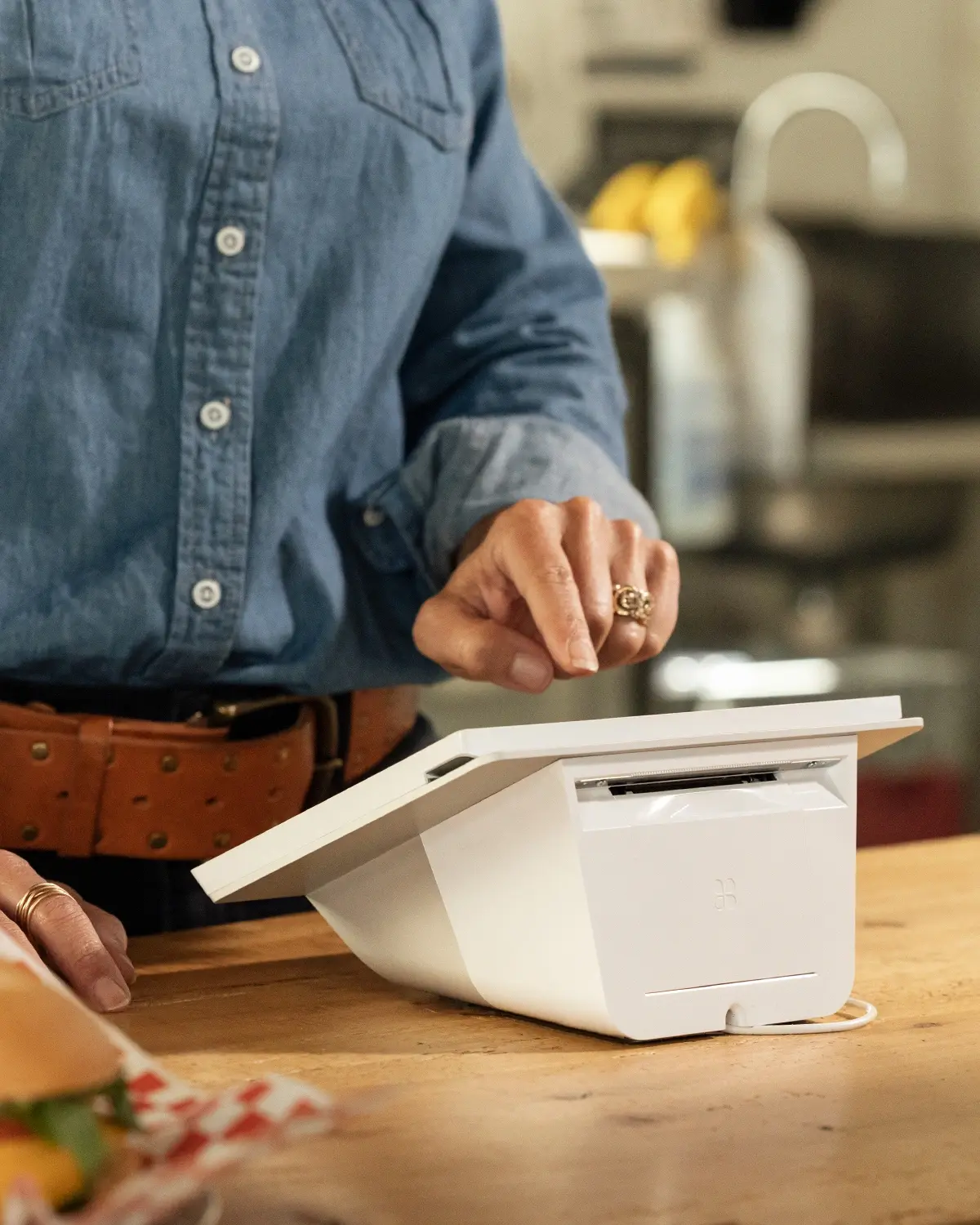 Clover Mini in a busy counter environment