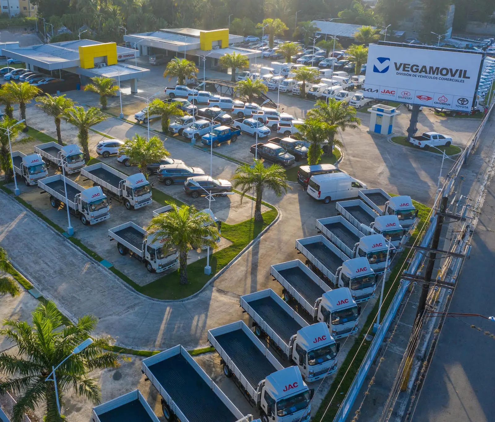 Showroom Vegamovil Comerciales La Vega, La Vega
