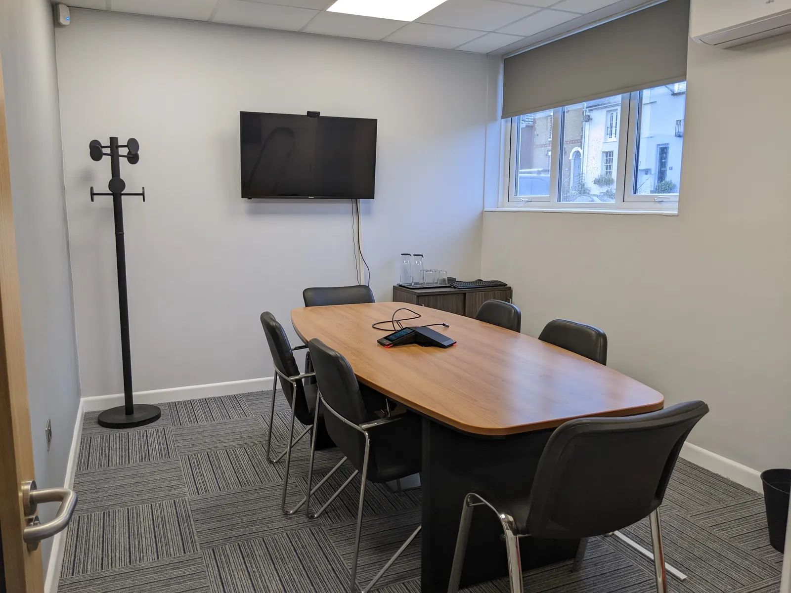 Gosport Street commercial units, Lymington — the completed commercial units