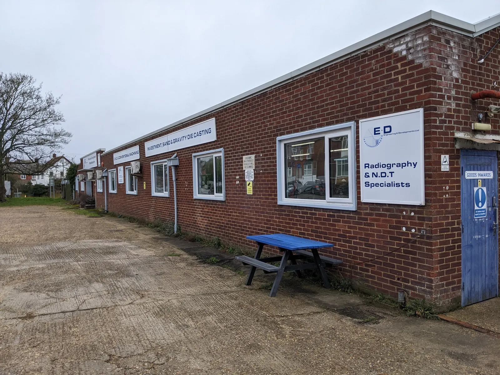 Gosport Street commercial units, Lymington — new unit divisions and the facilities fit-out