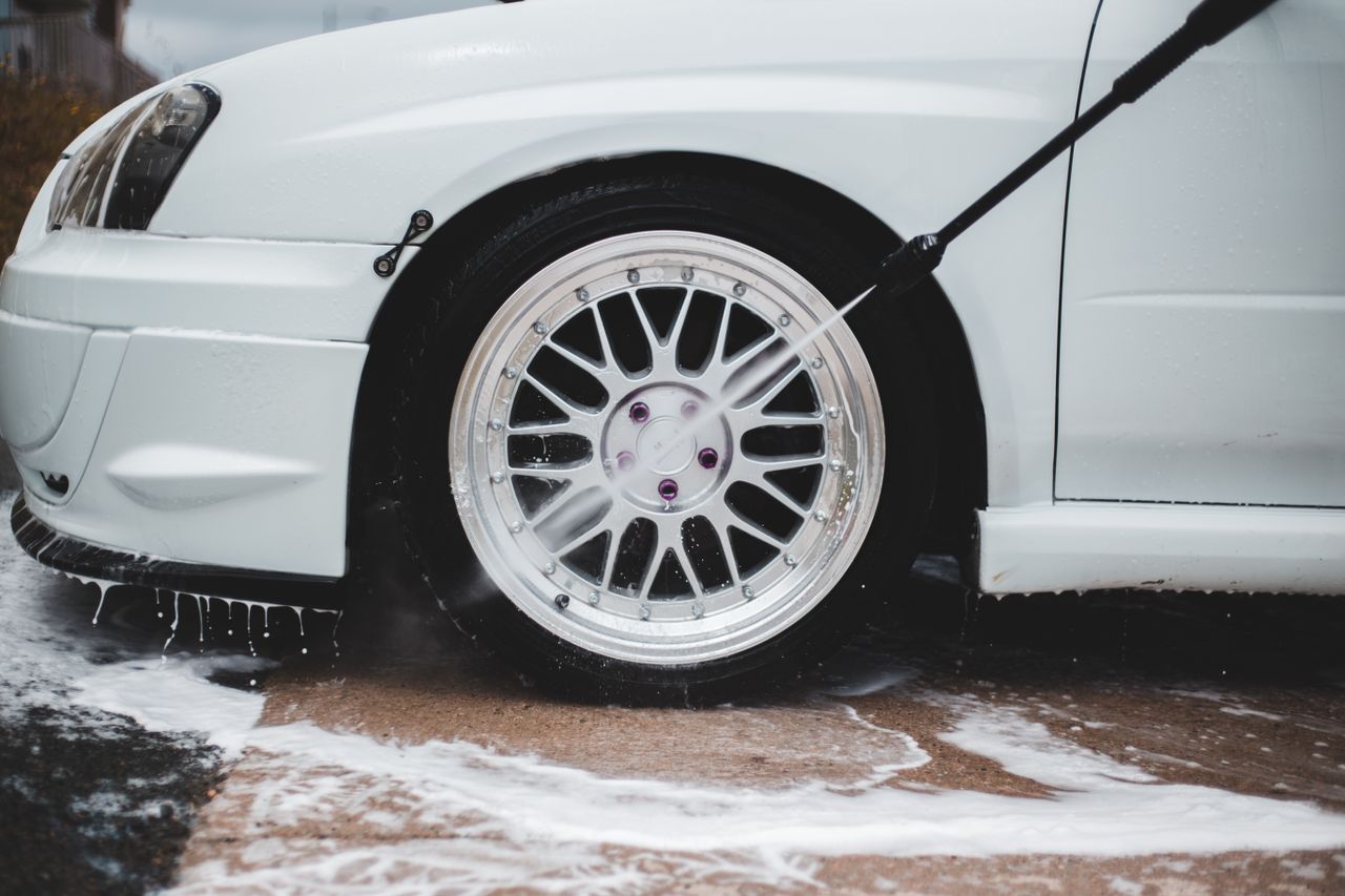 Professional pressure washer in Hughson, CA