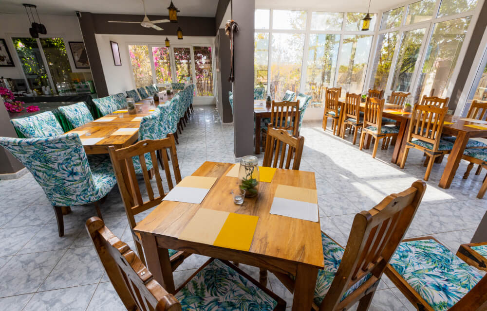 Resort restaurant indoor dining area at Jebel Shams Resort