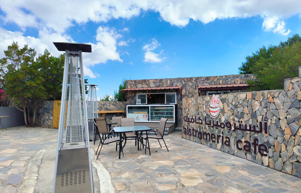 Coffee Lounge seating and beverage bar