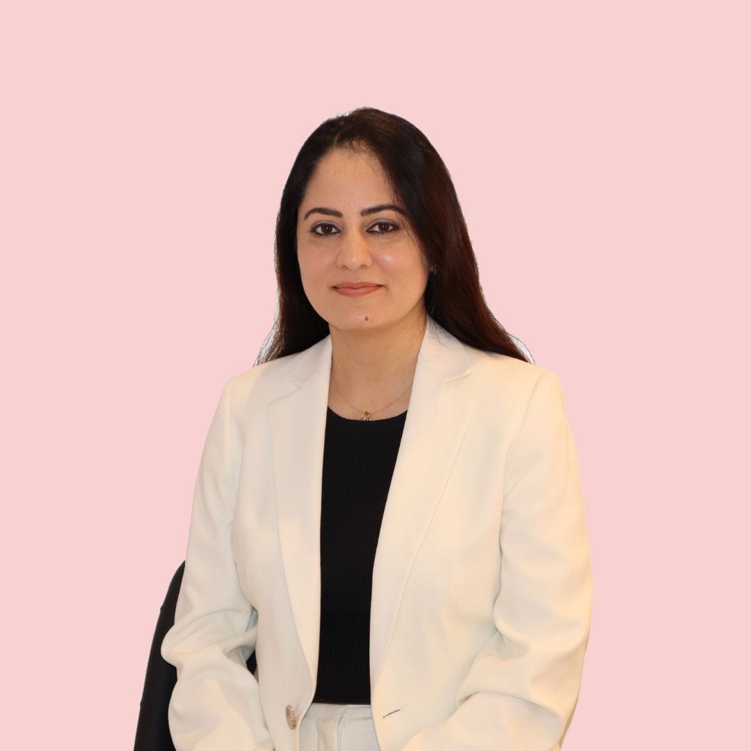Dr Manu Kaur - Dentist at Smile Crew Croydon