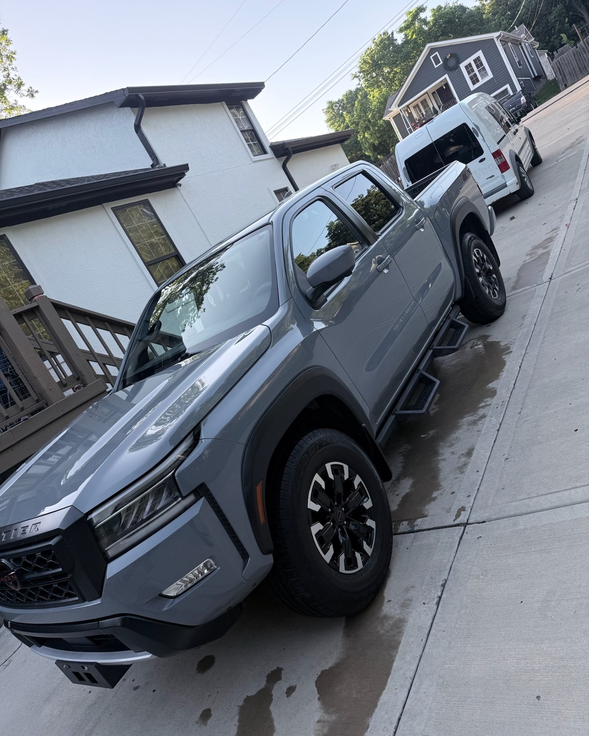 Nissan Frontier after a Moya's Auto Detailing detail