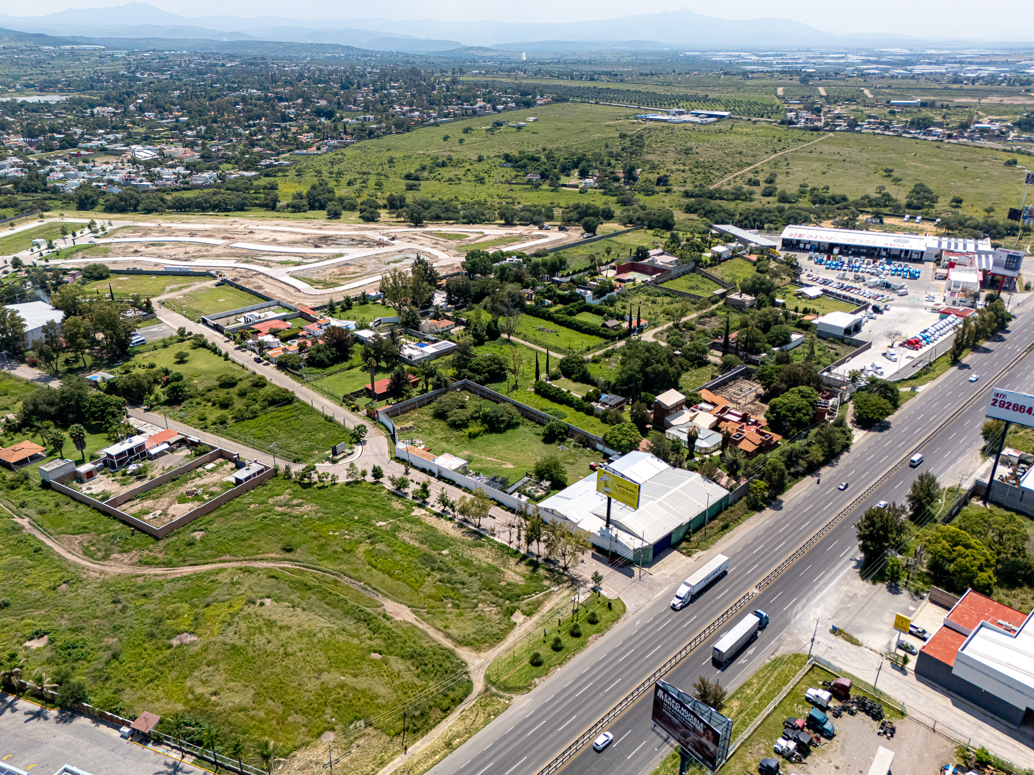 Vista aérea de conectividad y vialidades principales junto a Nativa Residencial [FOTO REAL]