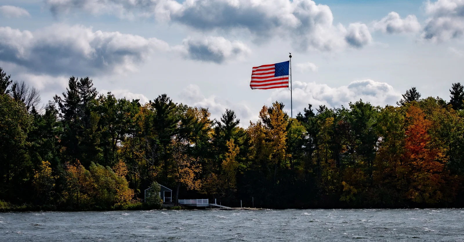 Midland Michigan Flag & Skyline Sky Callout