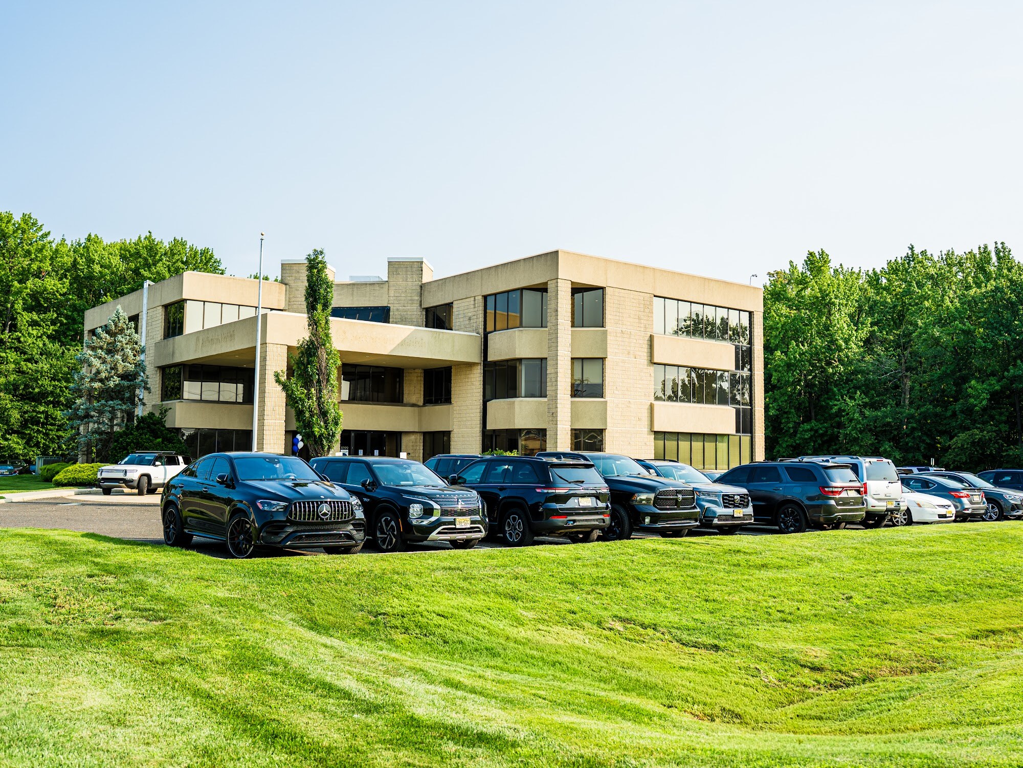 Real Broker office exterior at 1099 White Horse Road, Voorhees, NJ