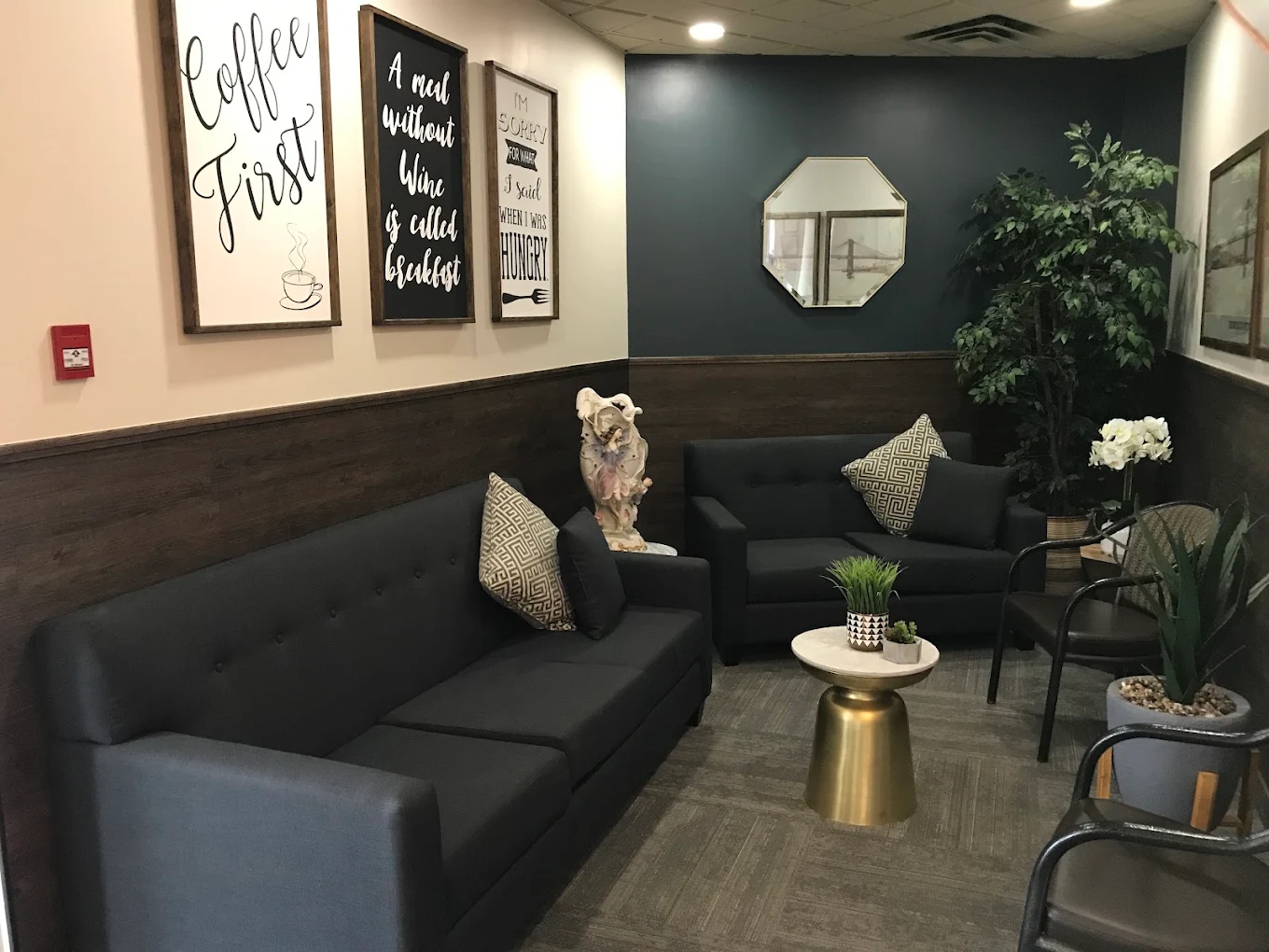 Comfortable waiting lounge at Headquarters