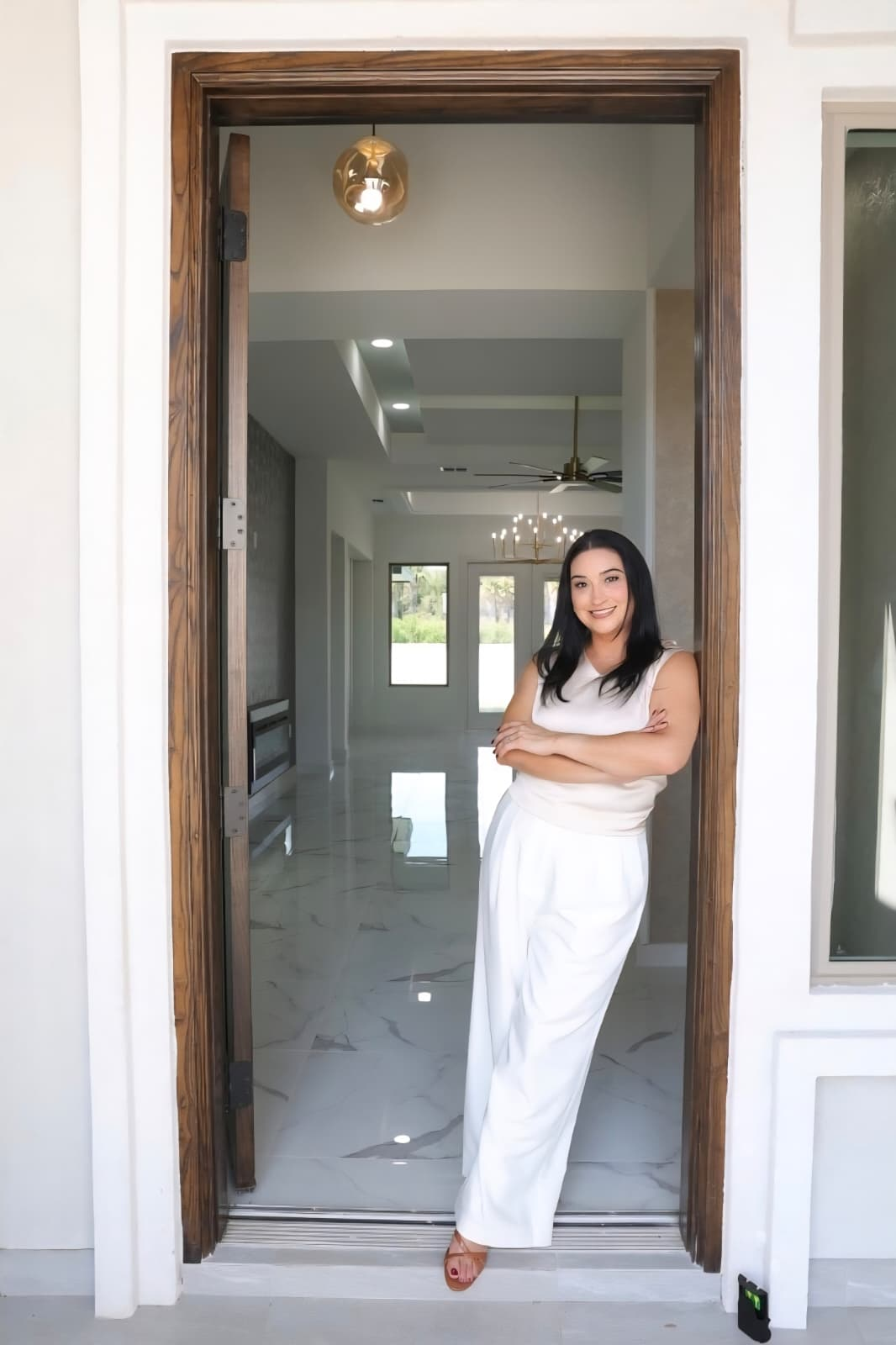 Mari Garza — Welcoming You In